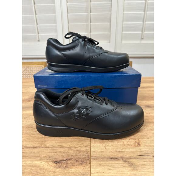 SAS Women's Freetime Walking Shoe Black Size 9 NIB Ultra Comfy Customer Favorite - Picture 2 of 15